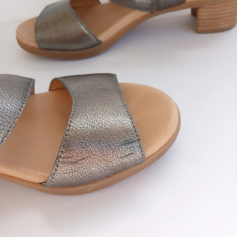 Dansko Tansy Gunmetal Strappy Sandals Size 41